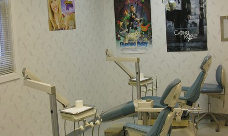 clinic dentist